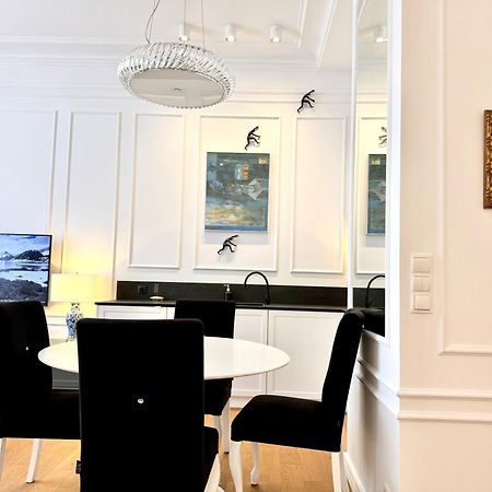 Mondrian Luxury Suites & Apartments Old Town Varsóvia Exterior foto