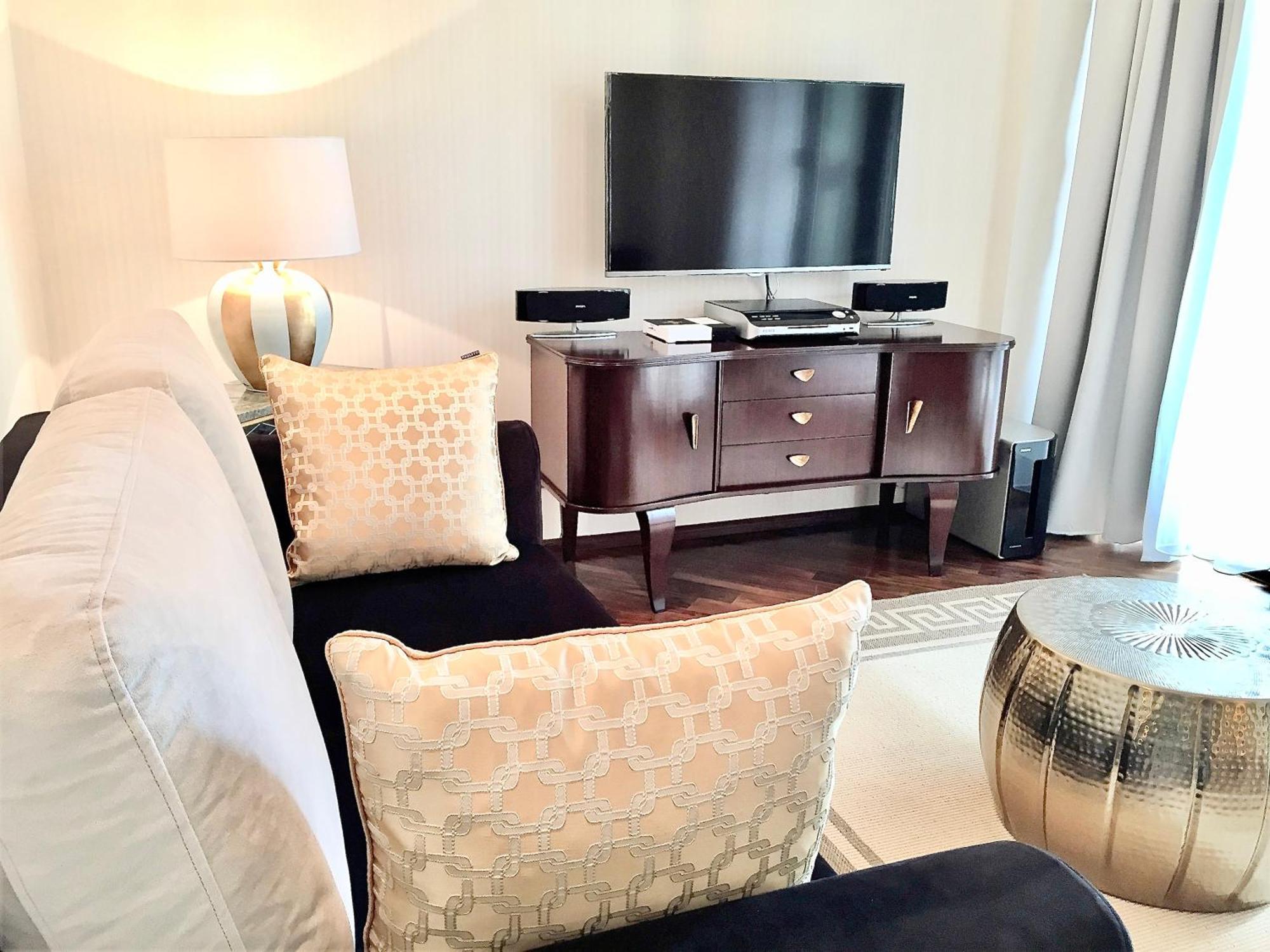 Mondrian Luxury Suites & Apartments Old Town Varsóvia Quarto foto