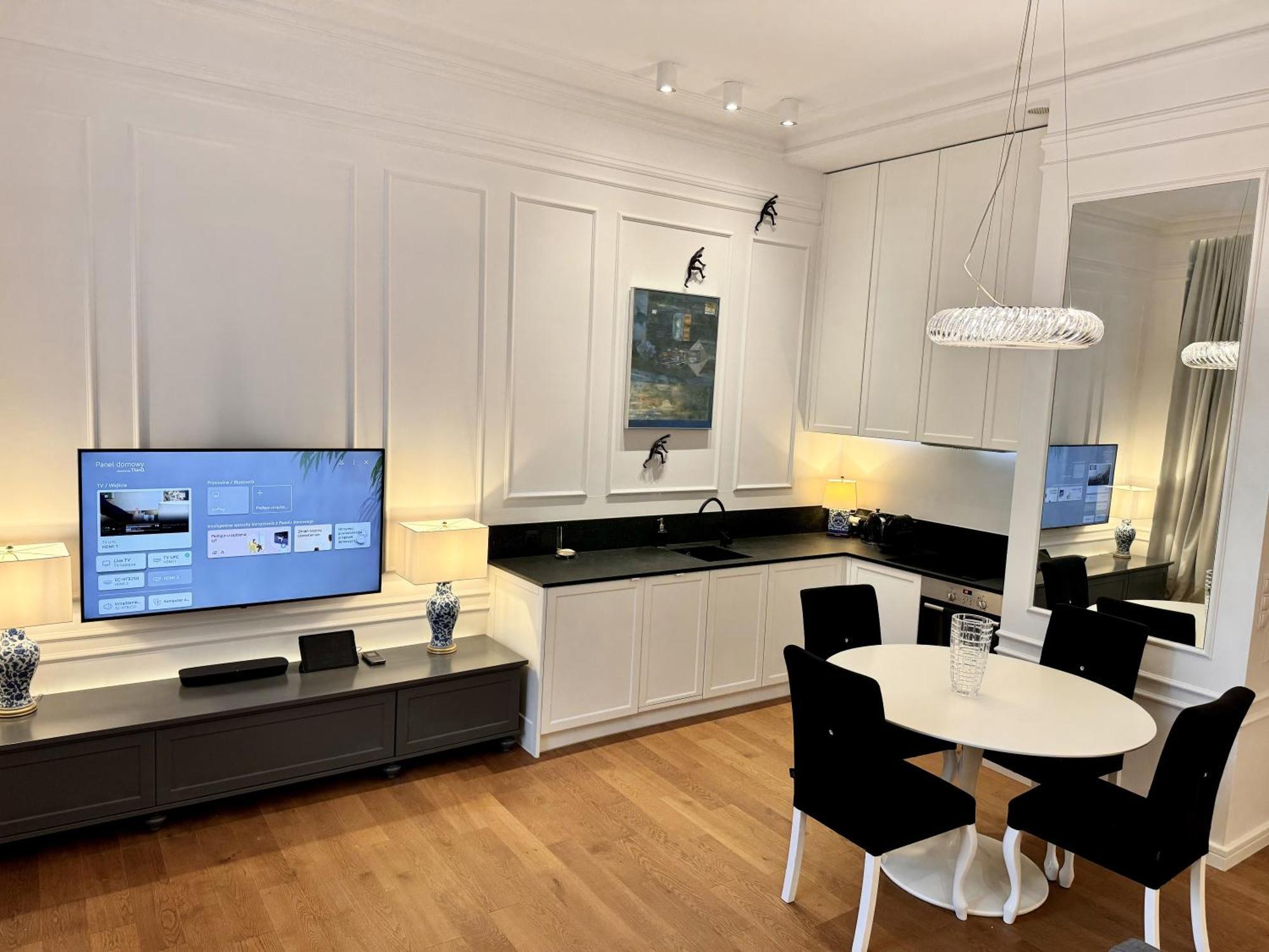 Mondrian Luxury Suites & Apartments Old Town Varsóvia Quarto foto