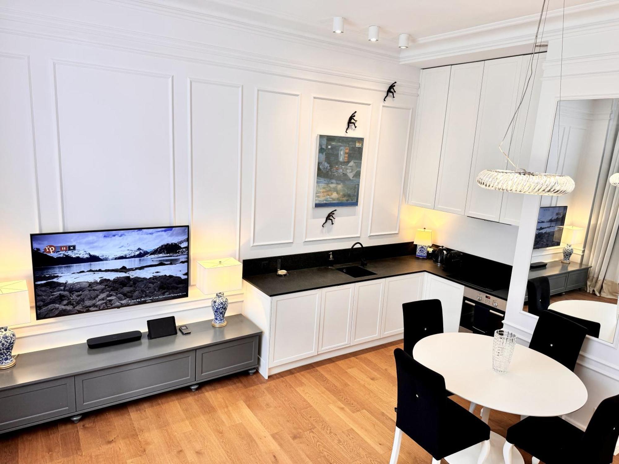Mondrian Luxury Suites & Apartments Old Town Varsóvia Quarto foto